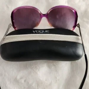 Vogue Eyewear | Accessories | Vogue Oversized Purple And  display picture 3